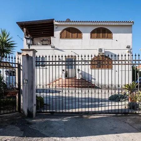 Un Posto Al Sole - Apartamento *